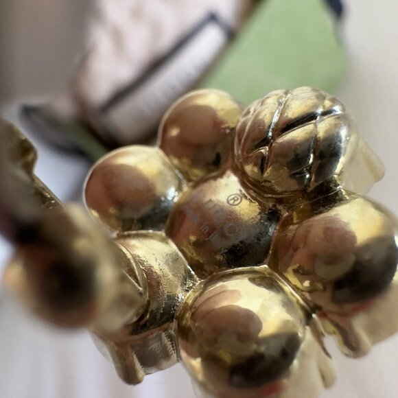 NEW GUCCI Pearl Earrings Interlocking Gold Clip On Type Logo Engraved 2cm x 2cm - Picture 6 of 10